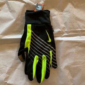 Brand new active wear